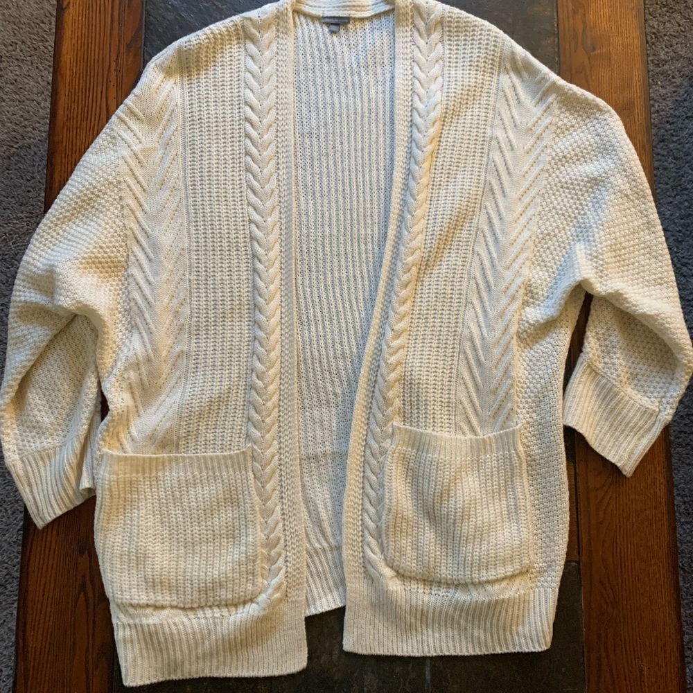 Pretty Off White Cardigan with beautiful cable details - small